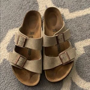 Birkenstock’s size 10-10.5 ( women’s )